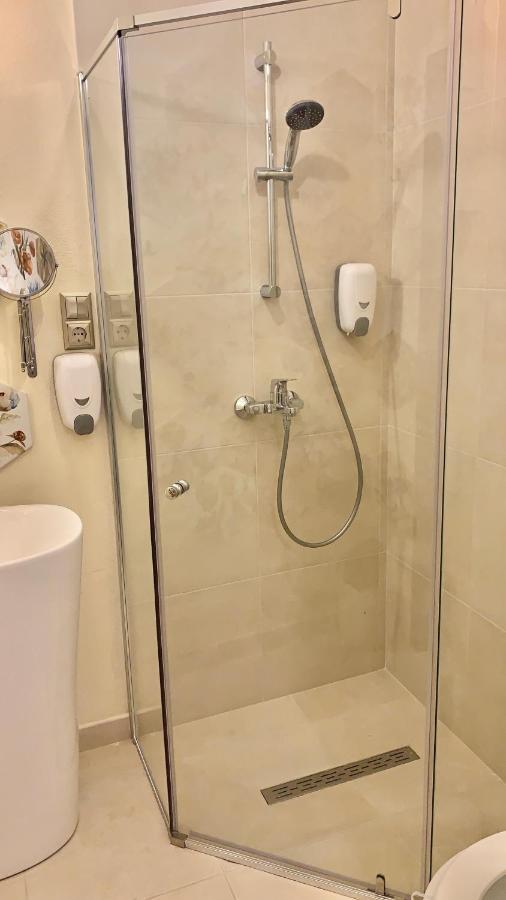 Modern Place To Stay-Self Check-In Nonstop 24H-Wifi Resita Bagian luar foto