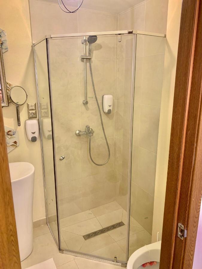 Modern Place To Stay-Self Check-In Nonstop 24H-Wifi Resita Bagian luar foto